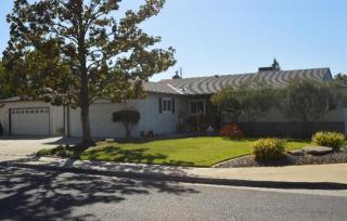 2366 Stanford Ave, Clovis, CA 93611-4054