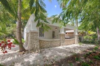 70 48th St, Miami FL  33127-2416 exterior