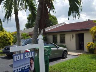 14052 55th St, Miami, FL 33175-5933