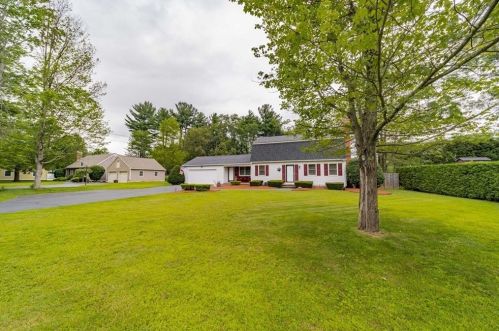 85 Bates Rd, Montgomery, MA 01085-2544