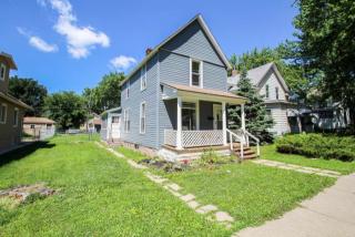 3327 Aldrich Ave, Minneapolis, MN 55408-3627