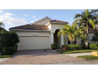 3115 78th Ave, Sarasota FL  34243-4138 exterior