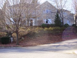 92 Huntington Rd, Newton, MA 02458-2417