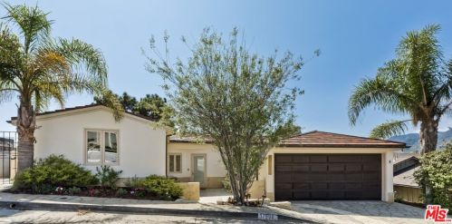 17900 Vicino Way, Pacific Palisades, CA 90272-3146