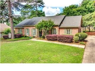 212 Holly Brook Dr, Montgomery, AL 36109-4013