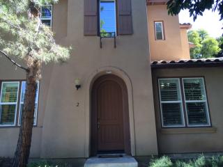 2 Tall Oak, Irvine CA  92603-4214 exterior