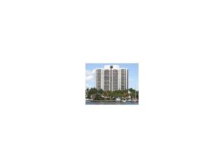 3600 Yacht Club Dr, Miami FL  33180-4115 exterior