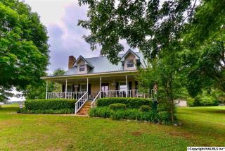 502 Old Big Cove Rd, Brownsboro, AL 35741-9690