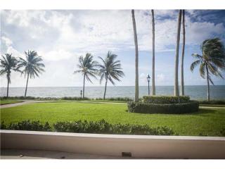 15211 Fisher Island Dr, Miami FL  15211-1073 exterior