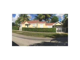 3924 63rd Ave, Miami, FL 33155-4834