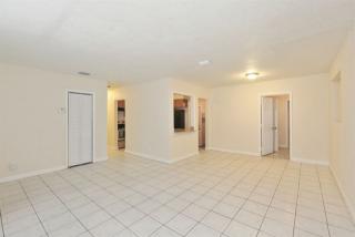 2410 170th Ter, Miami FL  33056-4536 exterior