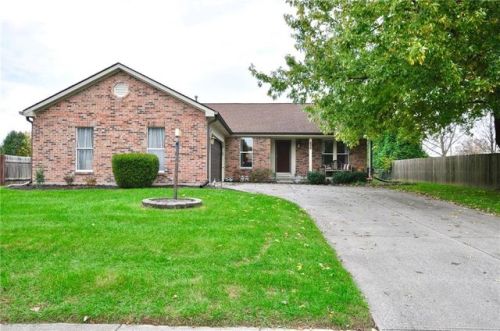 11603 Holland Dr, Fishers, IN 46038-1431