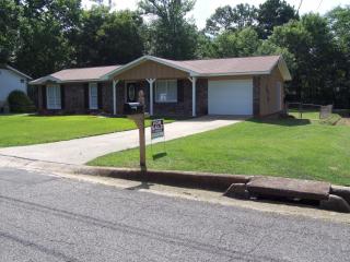 1712 Serene Dr, Birmingham, AL 35215-5819