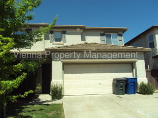 2915 Logansport Way, Sacramento CA  95835-1819 exterior