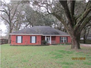 1577 Hunters Ridge Dr, Mobile, AL 36695-9213