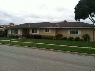 1053 Sierra Madre Dr, Salinas, CA 93901-1043