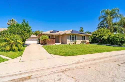 1122 26th St, San Bernardino CA  92404-4133 exterior