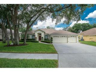 2254 Eagle Bluff Dr, Valrico, FL 33596-7218