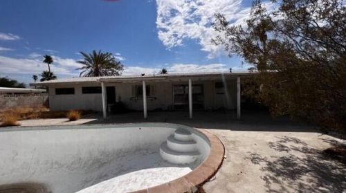 3087 Biskra Rd, Palm Springs CA  92262-2411 exterior