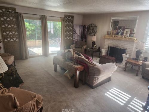 844 Shaftesbury Ave, San Dimas, CA 91773-1920