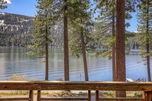 15334 Donner Pass Rd, Truckee, CA 96161-3669