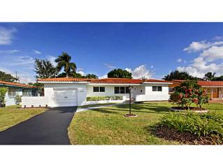 5741 52nd Ter, Miami, FL 33155-6328