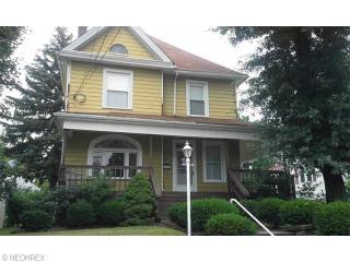 217 Walton Ave, Barnesville OH  43713-1164 exterior