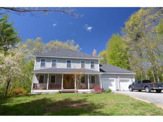 11 Sargent Rd, Holderness, NH 03245-5144