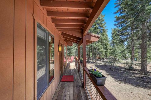 13626 Davos Dr, Truckee, CA 96161-6590