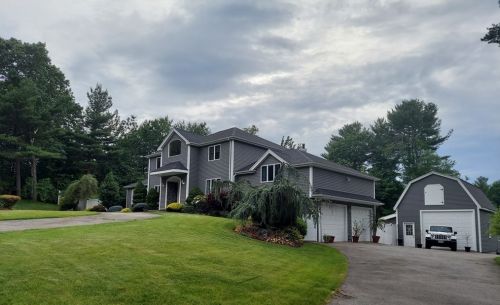 12 Devonshire Rd, Middleton, MA 01949-1819