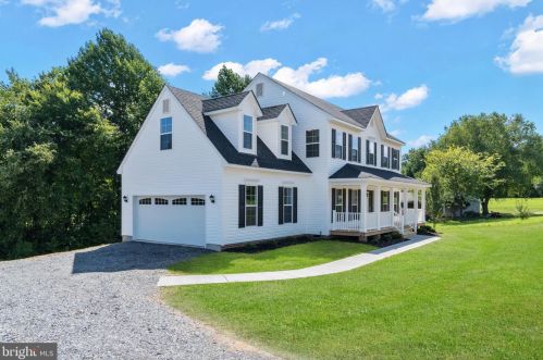 82 Seclusion Shores Dr, Mineral, VA 23117-7404