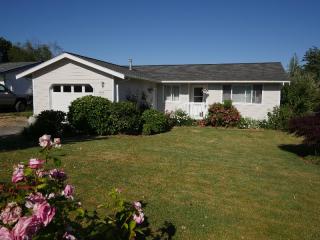 6064 Shannon Ave, Ferndale, WA 98248-8720