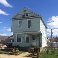 218 Center St, Grove City PA  16127-1509 exterior