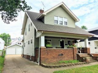 3962 157th St, Cleveland, OH 44111-5828