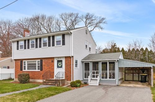 35 Nichols Ave, Avon, MA 02322-1709