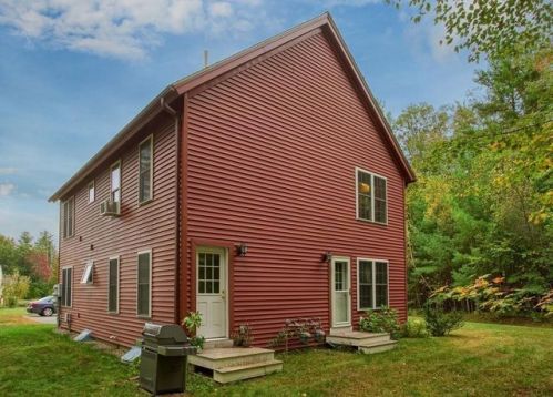 13 Coppersmith Way, Townsend, MA 01469-4411