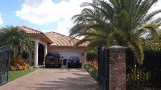 3351 134th Pl, Miami, FL 33175-6946