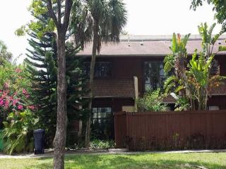 6303 116th Pl, Miami, FL 33173-4796