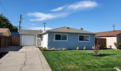 135 22nd St, Tracy, CA 95376-2738