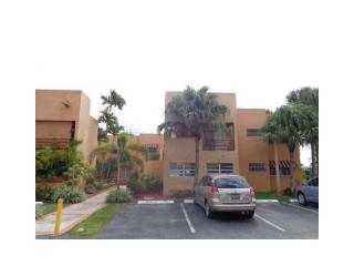 11113 7th St, Miami, FL 33172-3668