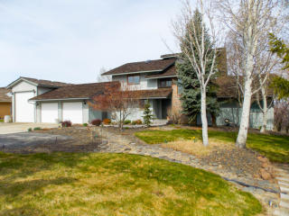 211 Lookout Point Dr, Selah, WA 98942-9669