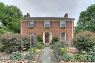 216 Main St, Floyd, VA 24091-2126