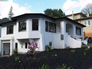 602 Calmar Ave, Oakland, CA 94610-1711