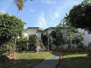 18720 18th Ave, Miami, FL 33179-4242