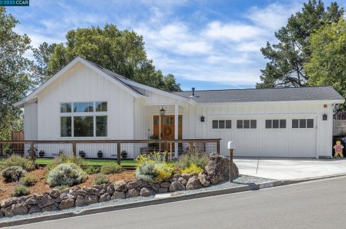 17 Bates Blvd, Orinda, CA 94563-2813