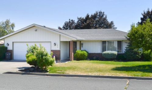 1419 30th Ave, Yakima, WA 98902-5059