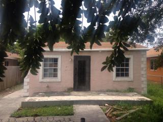 2783 58th St, Miami, FL 33142-2241