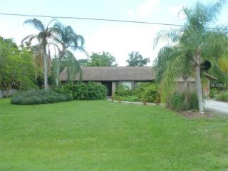 6530 Clark Rd, Sarasota, FL 34241-9323