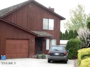 3808 Clinton Way, Yakima, WA 98902-4725