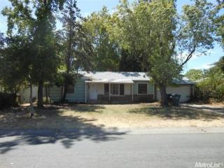 2831 Darwin St, Sacramento CA  95821-5509 exterior